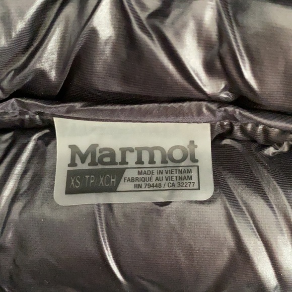 SOLD Marmot Long Avant Featherless Hoody - Picture 14 of 16